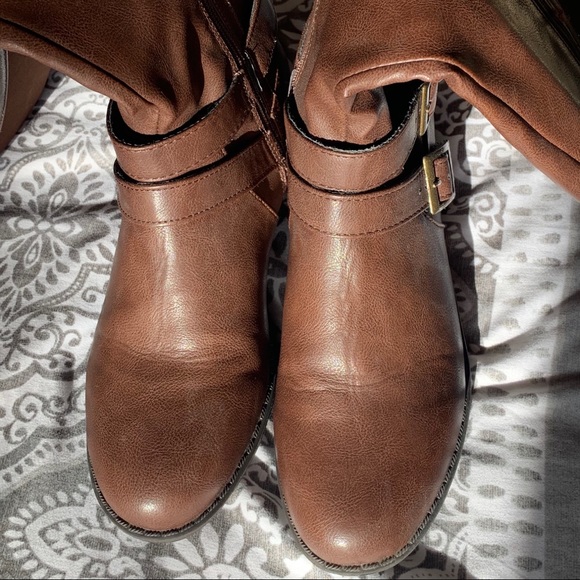 Stretch-Back Riding Boots - Picture 3 of 5